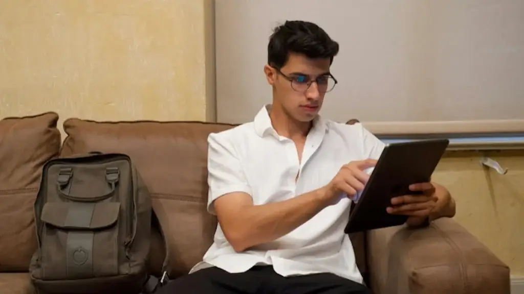 focused college student taking clear and organized notes in a notebook